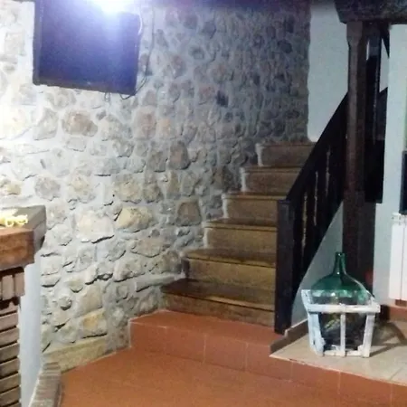 Holiday home Cosy House In Isongo